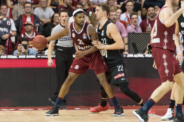 无论是门前 无论是门前